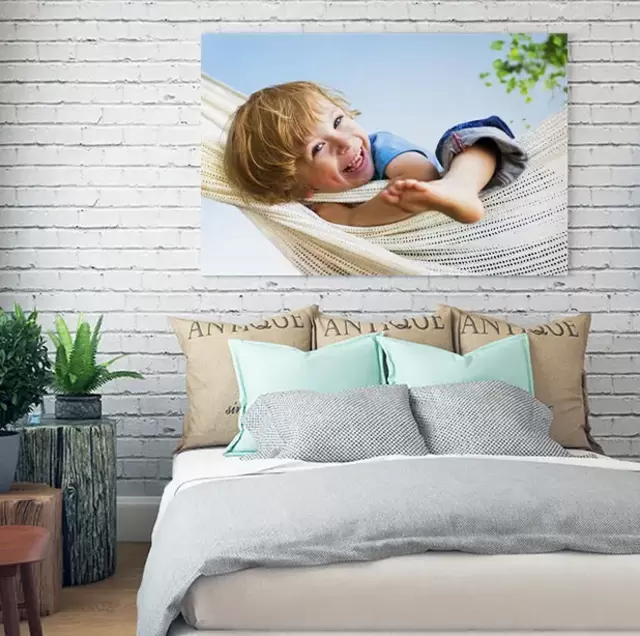 Lassen Sie Ihre Fotos auf Leinwand drucken.