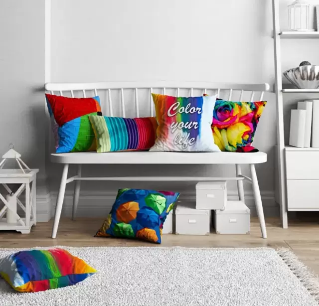 Mit den Kuschelkissen können Sie ab sofort mit Ihren Lieblingsmotiven kuscheln.