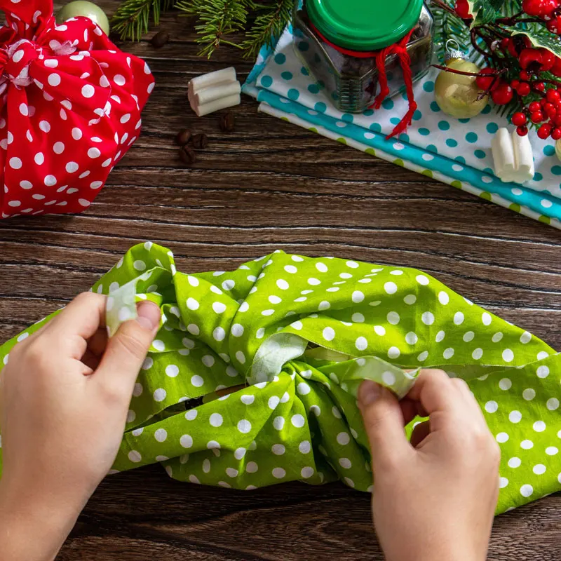 Geschenke hübsch verpacken ohne Abfall